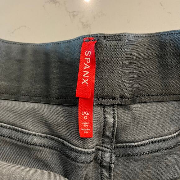 SPANX Twill Stretch Short 6" in‎ Hazy Grey Size Large - Picture 4 of 6